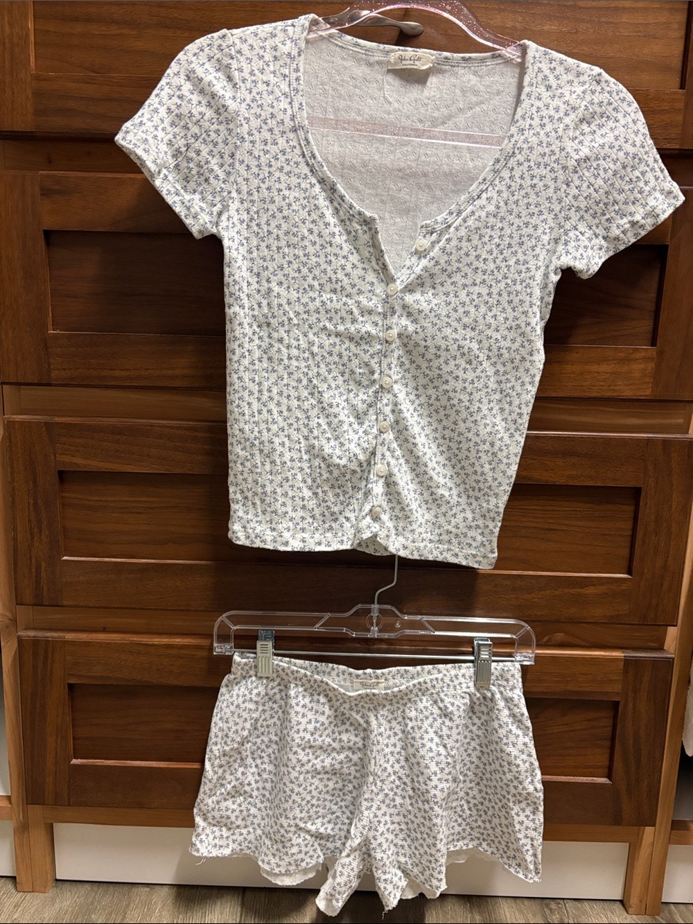 Brandy Melville NWOT Matching Floral Button Top and Shorts